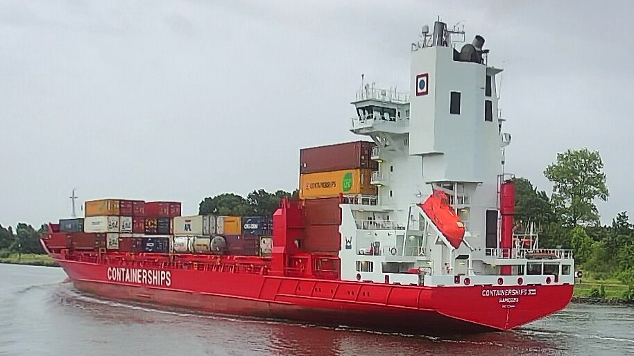 CONTAINERSHIPS VIII
