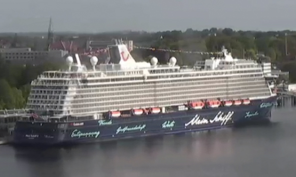 MEIN SCHIFF 4