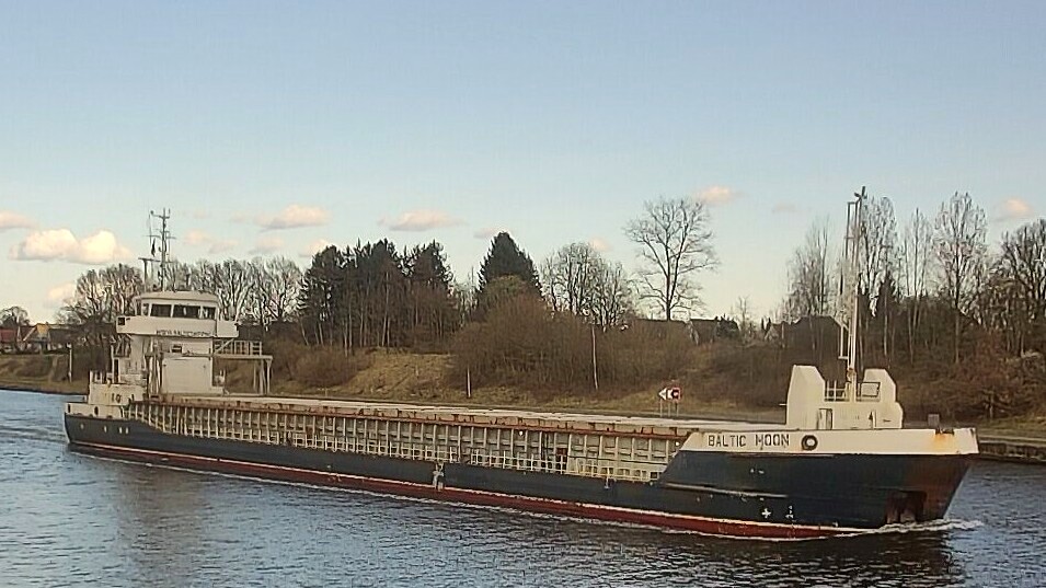 BALTIC MOON