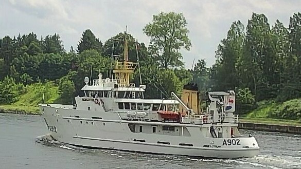 VAN KINSBERGEN