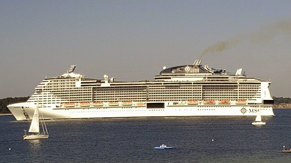 MSC MERAVIGLIA