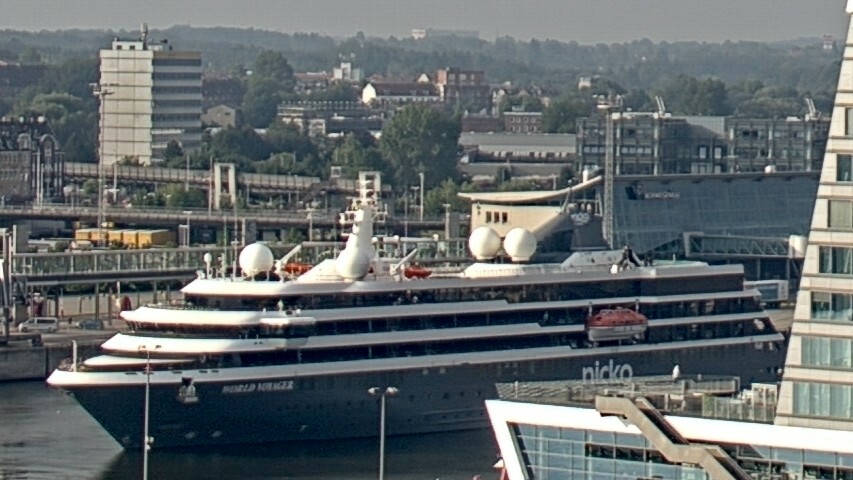 WORLD VOYAGER